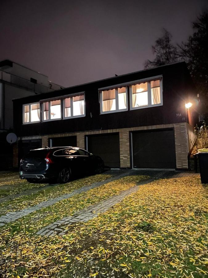 Haus am Stadtrand mit super Verbindung in die City Kassel Exterior foto